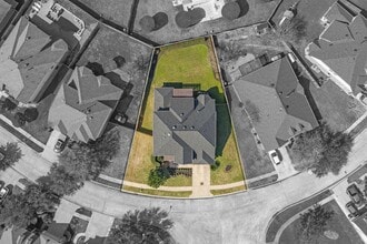 Building Photo - 13815 Lake Livingston Dr Building Photo - 13815 Lake Livingston Dr