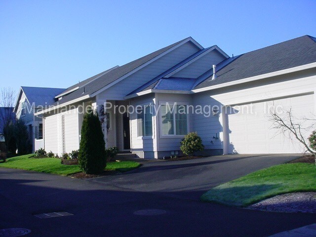 Primary Photo - 2387 NE 12th Way