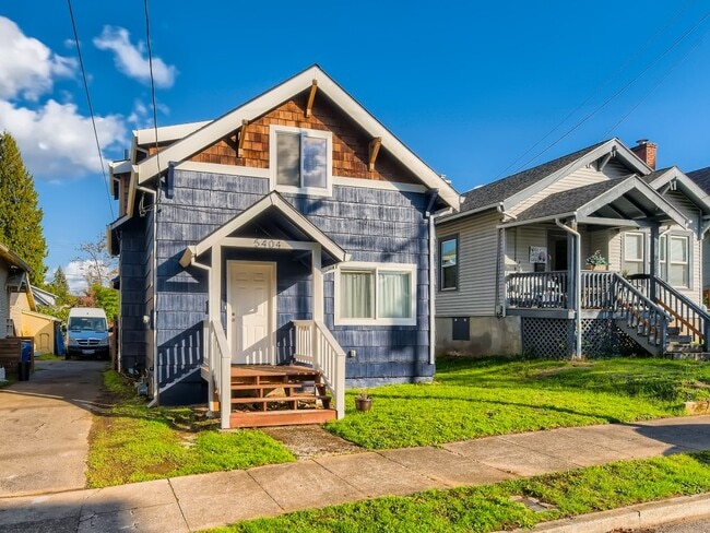 Building Photo - 5404 NE 17th Ave