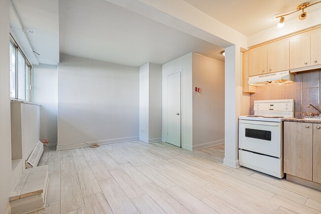 Photo du bâtiment - 6880-625e 25e Ave
