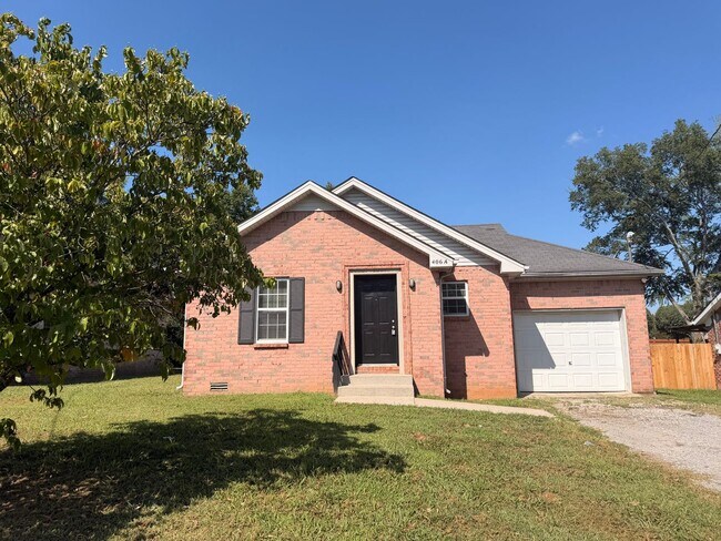 Foto del edificio - 406A Hazelwood Dr