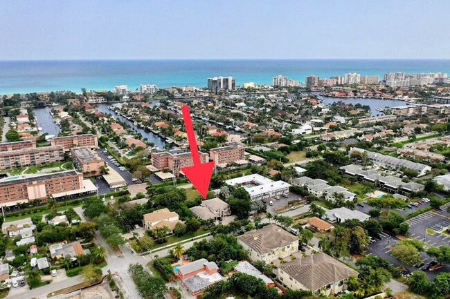 So close to the beach. Feel the ocean breeze. - 2811 Frederick Blvd