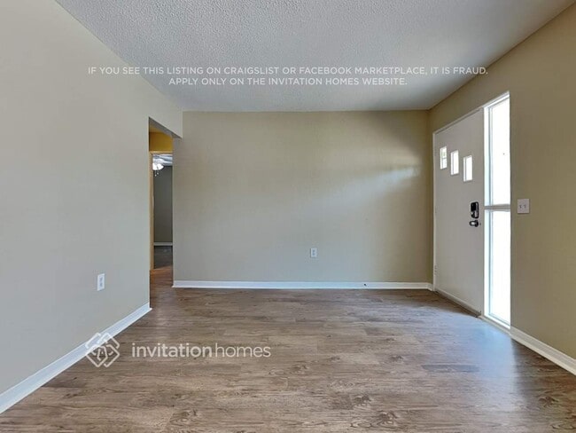 Foto del edificio - 1744 Bentley St
