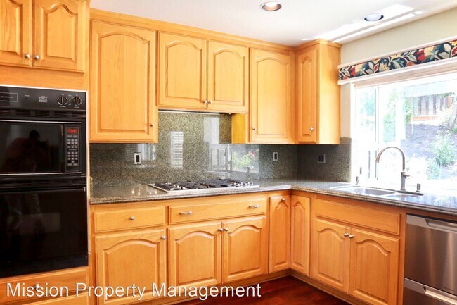 Foto del edificio - 4 br, 3 bath House - 48934 Ventura Dr