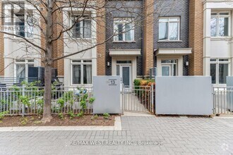 Building Photo - 370 Square One Dr