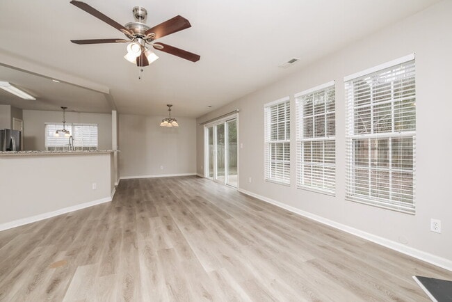 Building Photo - 2007 Gushing Dr