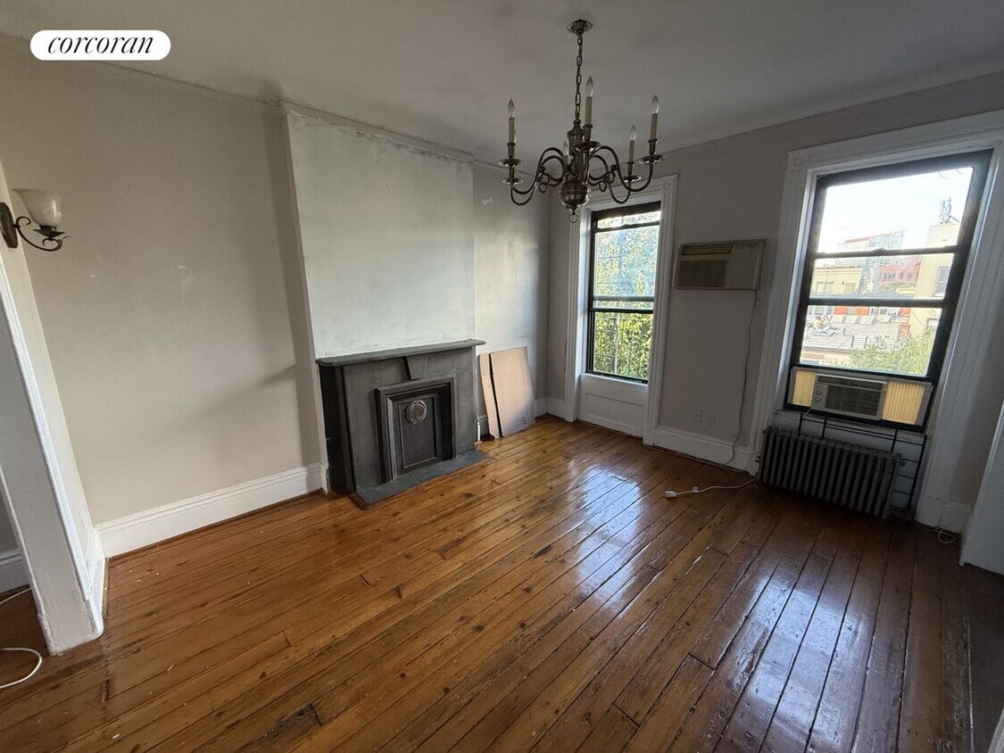 Foto principal - 715 Sackett St