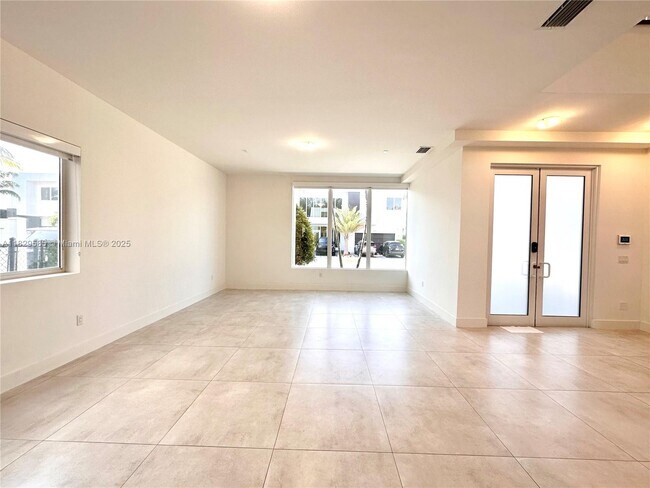 Foto del edificio - 10258 NW 74th Terrace