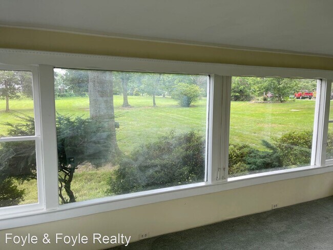 Building Photo - 4 br, 2 bath House - 1524 Cedar Hill Rd