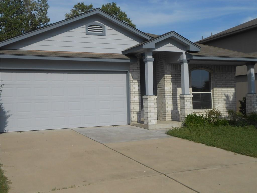 Foto principal - 2721 Breezy Point Cove