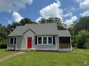 Building Photo - 6 Randolph Rd