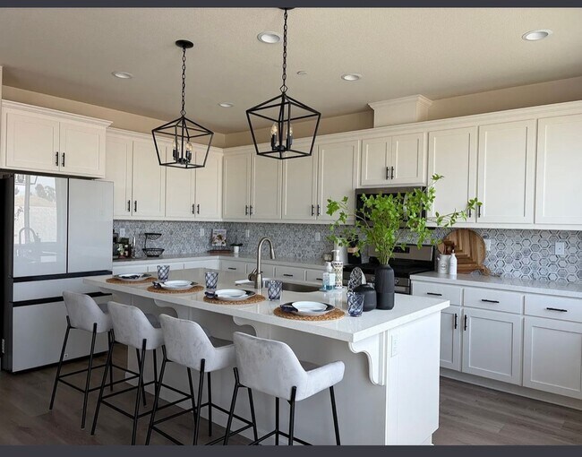 Building Photo - Luxury - New Executive Home | Furnished or Unfurnished | 5 Bedrooms | Antioch