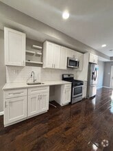 Building Photo - 2113 E Cambria St