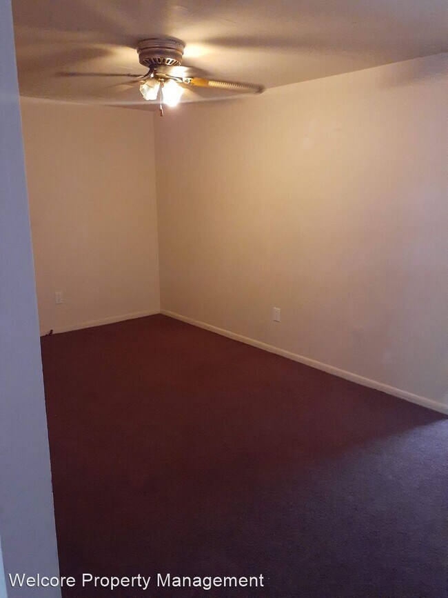 Building Photo - 3 br, 2 bath House - 503 E. Airy St