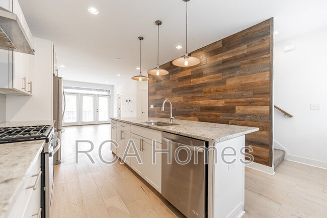 Photo - 616 Pomeroy St Apartment