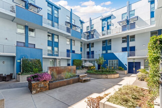 Courtyard - 1001 46th St