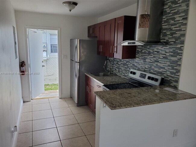 Foto del edificio - 304 NW 5th Terrace