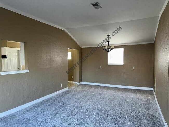 Foto del edificio - 2721 Canary Cir