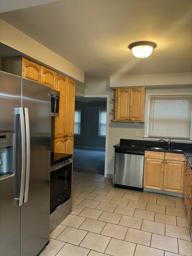 Foto del edificio - 12116 Columbia Ave