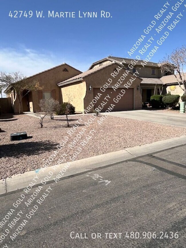 Foto del edificio - 42749 W Martie Lynn Rd