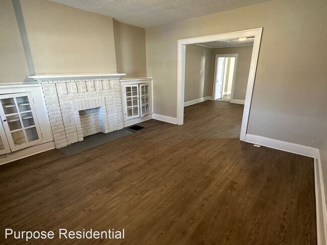Building Photo - 3 br, 1 bath House - 1017 E. 16th Avenue