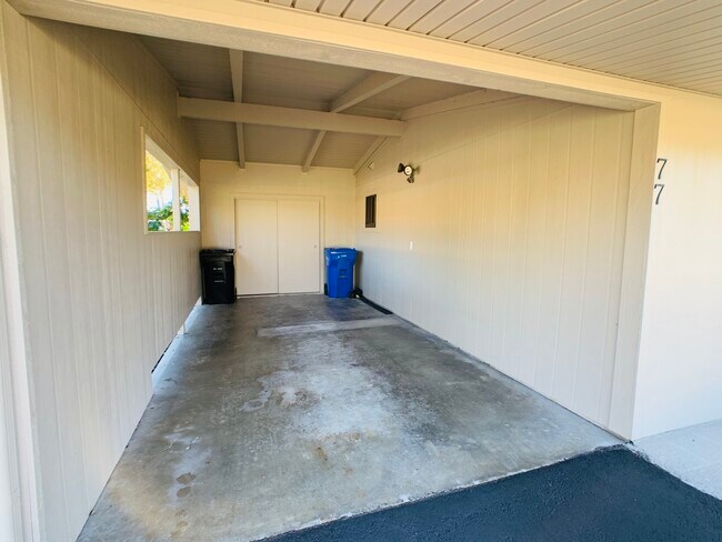 Car port - 500 Park Blvd S