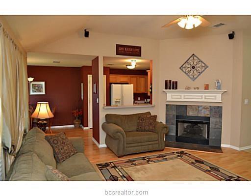 Building Photo - 3717 Westfield Dr
