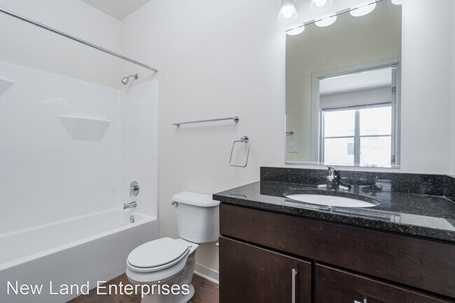 Foto del edificio - 2650-2656 N Humboldt Blvd