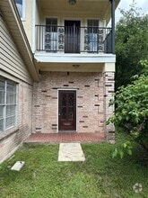Building Photo - 9619 Camrose Ct