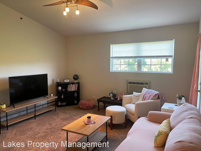Building Photo - 1 br, 1 bath House - 400 Cunat Blvd #3C