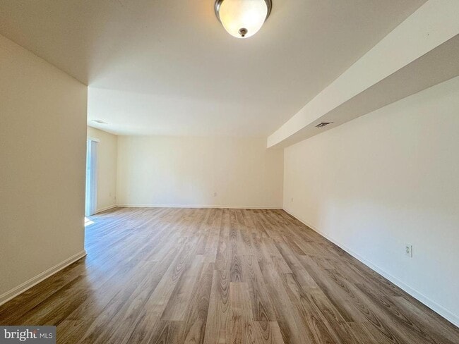 Foto del edificio - 4538 Conwell Dr