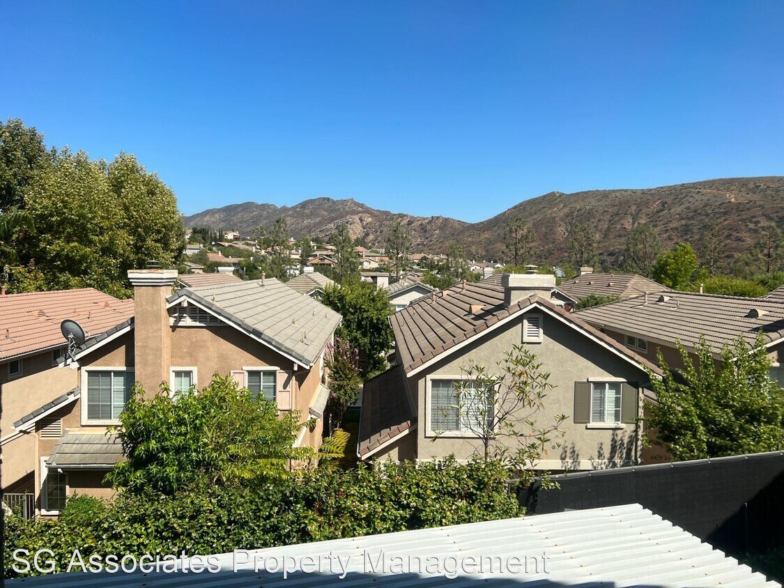 3 br, 2.5 bath House 2923 Capella Way House Rental in Thousand Oaks, CA