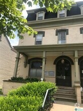 Building Photo - 215 W Broad St