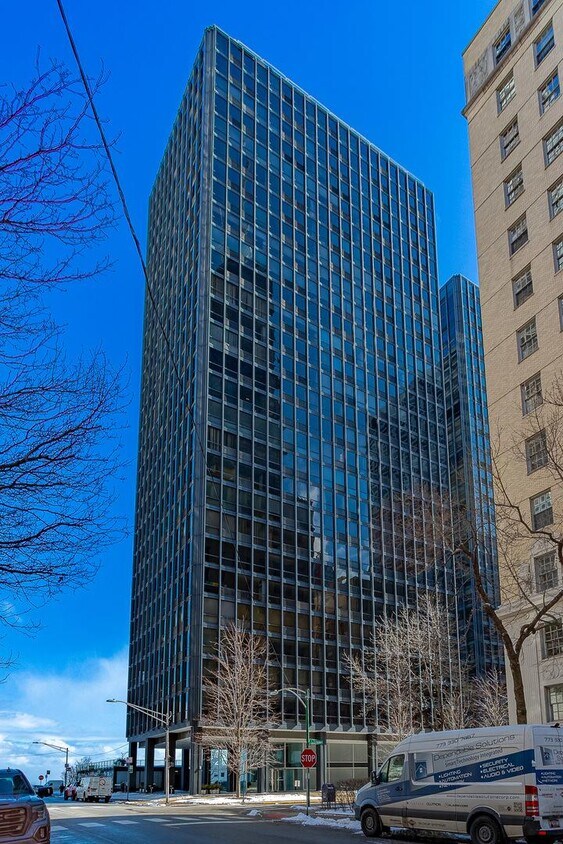 910 N Lake Shore Dr Unit 1515, Chicago, IL 60611 Condo for Rent in