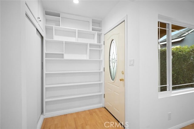 Foto del edificio - 3029 Los Olivos Ln