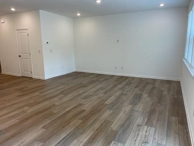 Building Photo - 148 Vision St