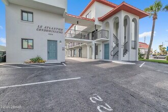 Building Photo - 1404 N Atlantic Ave