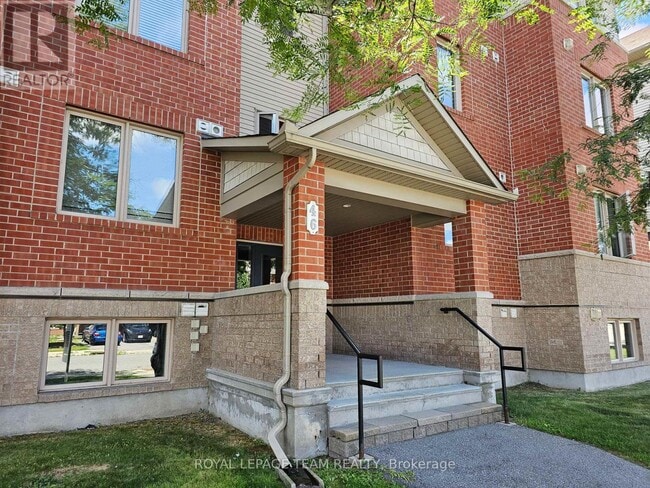 Building Photo - 46 Barnstone Dr