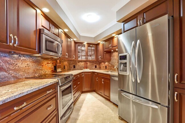 Foto del edificio - 5420 N Ocean Dr