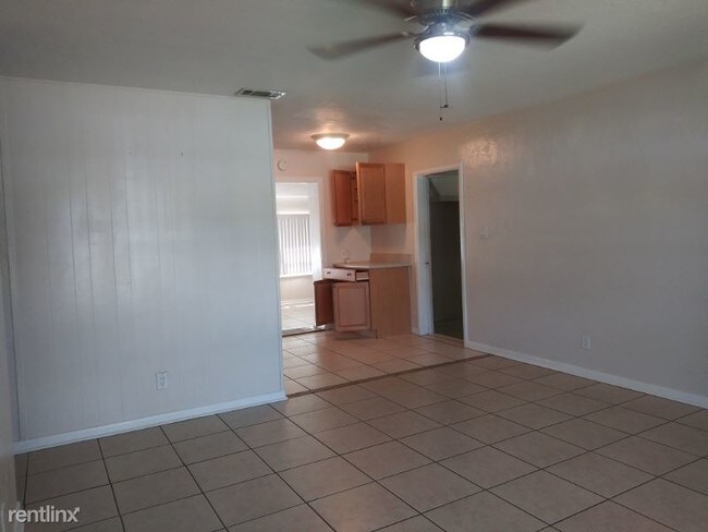 Building Photo - 4 br, 2 bath House - 4006 W Wyoming Ave