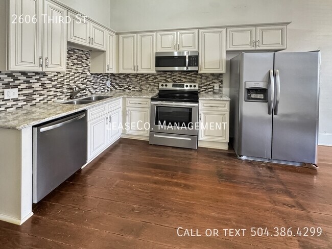 Foto del edificio - 2606 Third St-