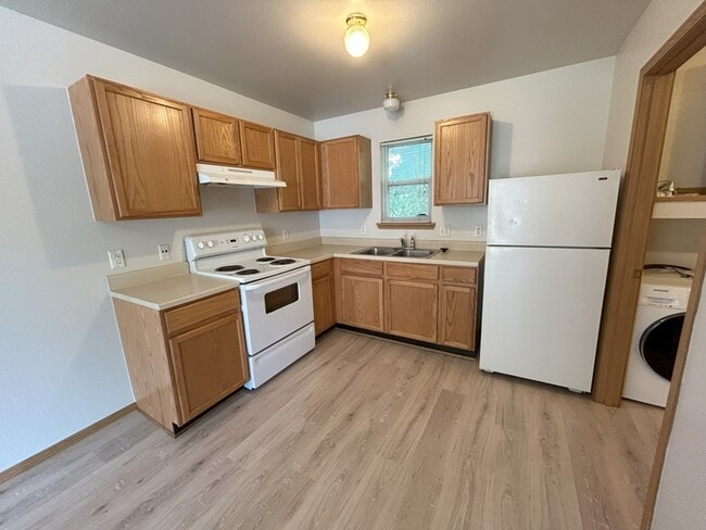 Photo - 1635 Neptune St Apartment