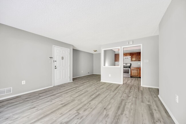 Building Photo - 59 Juniper Way