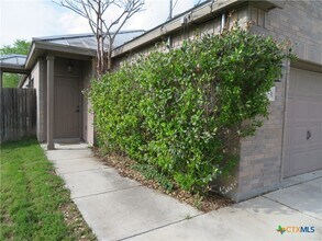 Building Photo - 247 Rosalie Dr Building Photo - 247 Rosalie Dr