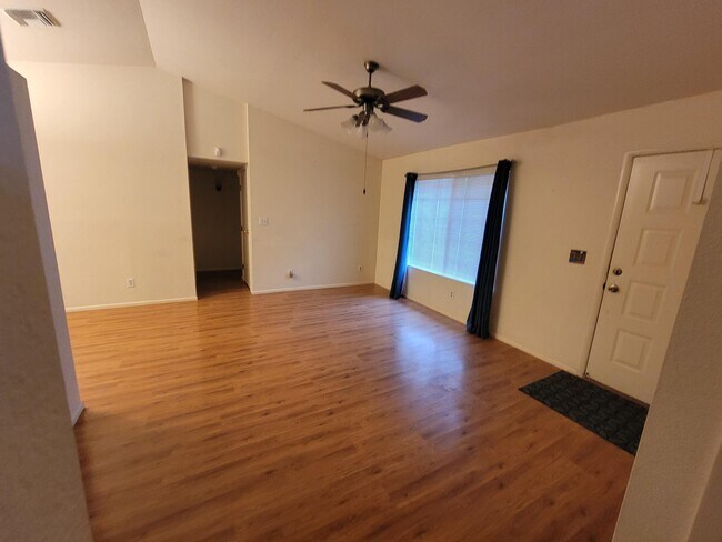 Foto del edificio - 2230 S Greasewood Rd