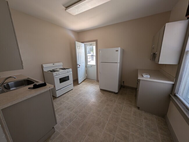 Foto del edificio - 313 4th Ave SW