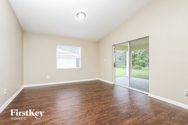 Foto del edificio - 232 E 17th St