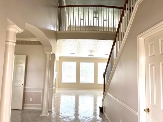Building Photo - 2423 Piney Woods Dr