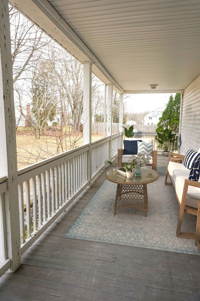 Building Photo - Renovated 1 Bed / 1 Bath in Hatfield