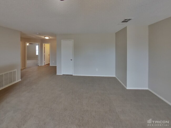 Foto del edificio - 521 Linacre Drive Crowley TX